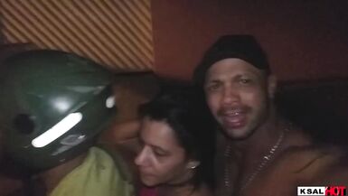 Ksal hot invite son ami André cavalão à profiter de la baise de la grosse bite 24h en baisant et en enregistrant une baise derrière lautre.