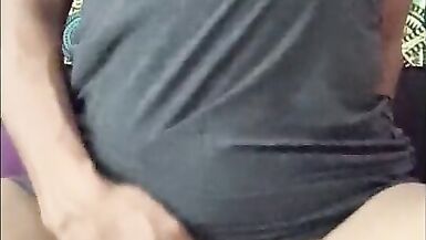 独自的乌黑的南非MILF在她的阴部和屁股里玩假阳具 - 4 image