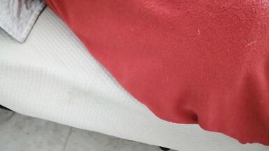 mio padre si eccita quando sono sdraiato - 1 image