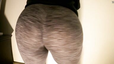 Mom Has A Wedgie In Her Giant Ass While it Bounces - 7 image