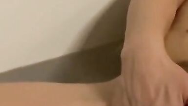 Watch me Play with my Pussy in the Bath, Sext them to my Husband & he Responded back with Cumming - 3 image