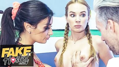 Fake Hostel Einhornjäger Prinzessin Jas und Ehemann ficken Pigtail Teen