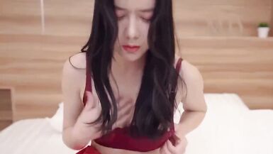 国产AV经典巨作淫过年上之表兄妹的淫乱新春小表哥杯里下药搞定漂亮表 妹 - 3 image