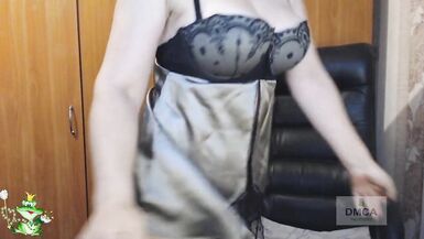 SexyMilf Relaxation - 4 image