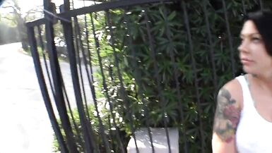Mason Moore gives outdoor blowjob - 2 image