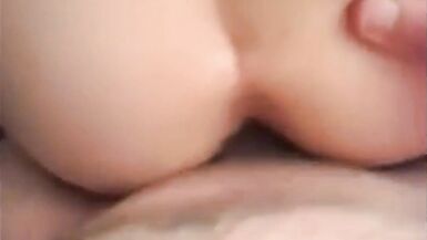 Deutsche Milf Escort nimmt Schwanz in jedes Loch - 4 image