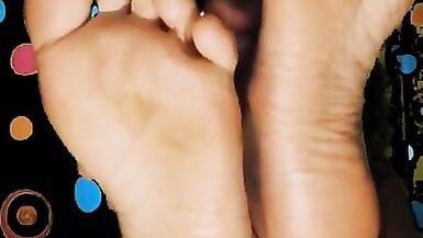 Foot Fetish Queen - Super Feet MILF - 5 image