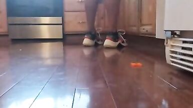 Dees Deep Clean Dee Cleans your House and Lets her Ass Air out all over it - 3 image