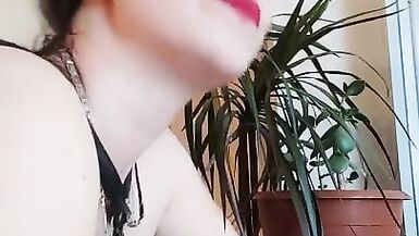 Le labbra rosse fanno schifo - 2 image