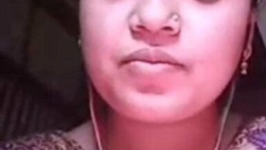 La femme dAnaruls a des relations sexuelles avec un imo dans le village de Hossainpur, dans lÉtat dIsraël.