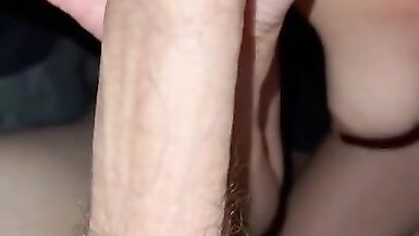 Frau macht mich Cum mit Deep BJ und HandJob - 2 image