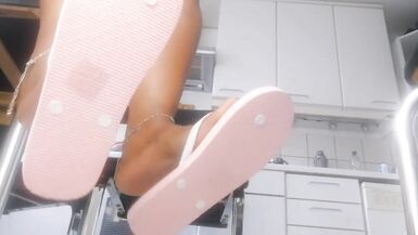 Болтающийся шлепанец, Foot Goddes Brown Choko - 3 image