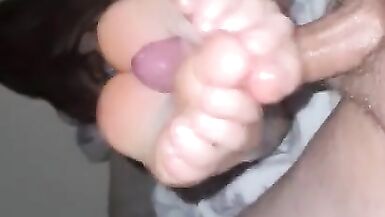 Reverse Oily Footjob UK Size 3 Tiny Feet with Cumshot - 5 image