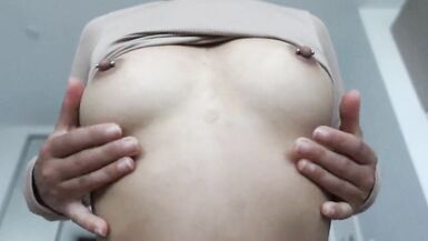 Я увидел, как моя горячая мачеха занимается йогой, и трахнул ее.