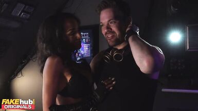 Space Taxi Fit Ebony Babe with Big Tits Fucked before Creampie - 4 image