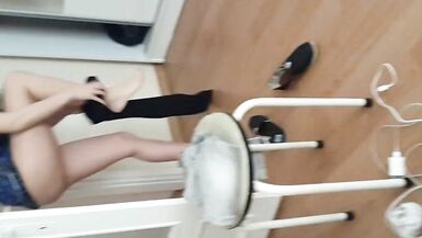 Dressing naked Gf, shows ass, before go to work - 4 image