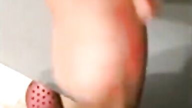 Wet pussy gets fucked amateur - 2 image