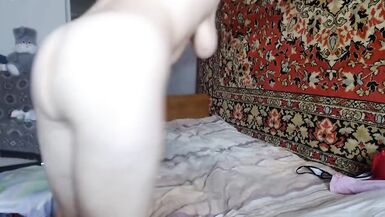 Sweet Kate Twirls Her Ass - 13 image