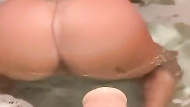 Bathing MILF in Nylons gives FootJob & BlowJob to Suction Cup Cock - 8 image