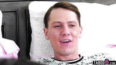 Mom watched her horny teen stepdaughter Spencer Bradley fuck - 5 image