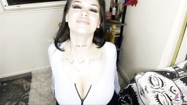 Watch Satinee Capona so Excited so Shows her Big Boobs - 6 image