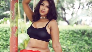 Neelam Saree Photoshoot - 11 image