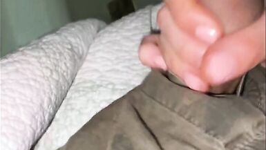 Amwf handjob klein schwanz cumshot explosion - 2 image
