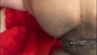 Une mère pakistanaise vit sa meilleure vie au Royaume-Uni avec un client !