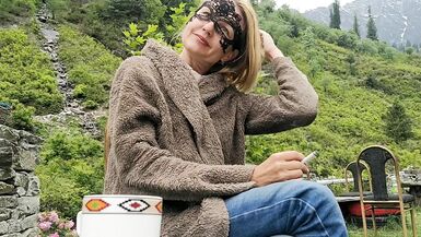 Angel Fowler Smoking for Fans during Private Vacation in Mountains HD- 1080