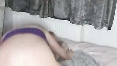 Milf üvey oğlunu çok sert sikiyor - 15 image