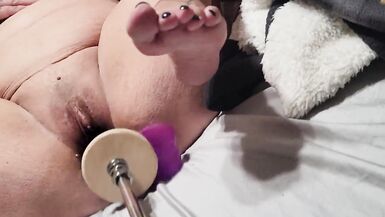 Cumming Hard on my Fucking Machine - 11 image
