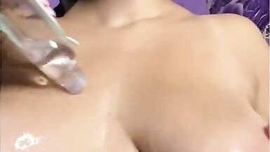 Russian Titties in Oil Webcam Model Katerina Liben - 3 image