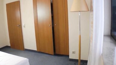 Spanner wird von 2 Milfs durchgefickt - 2 image