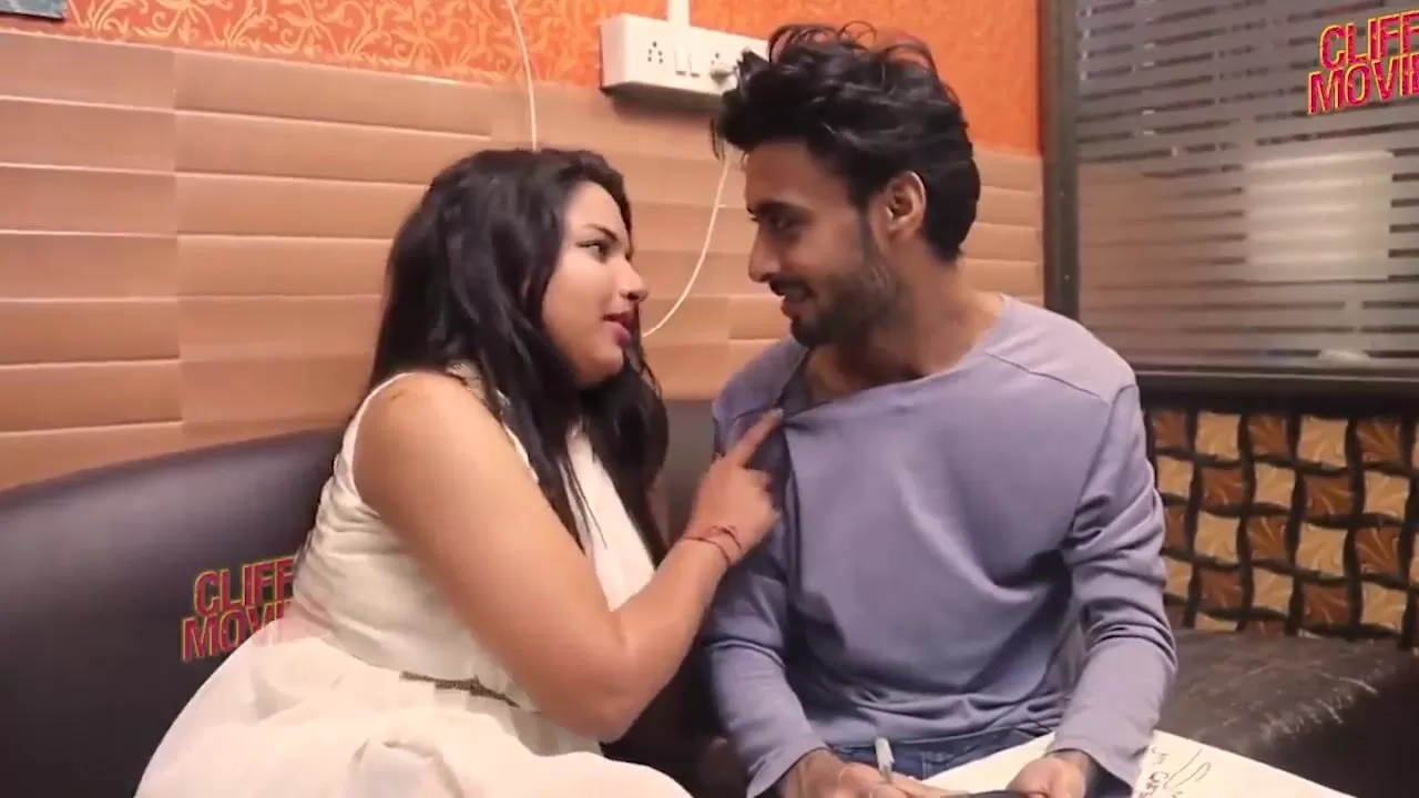 Hindi Sex Movie with Indian Actress With Hindi Audio at Zeenite