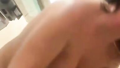 Model Masturbating in Crowded Tanning Salon - 2 image