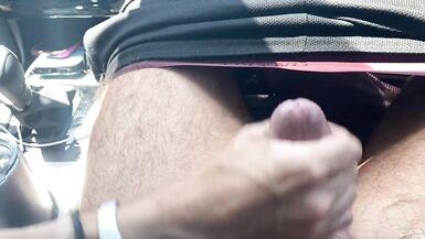 POV MILF Foot Tease и Handjob во время вождения автомобиля - 15 image