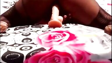 Dildoing al aire libre en verano - 13 image