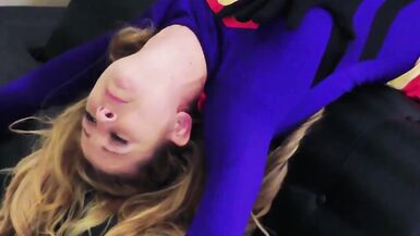 Ha detto Bye Bye Supergirl - 3 image