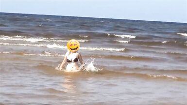 Mit einer Sekretärin am Meer - 14 image