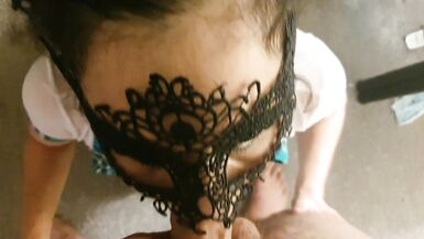 Thick Pigtailed MILF Throatfucked bis Icum in ihrer Kehle - 2 image