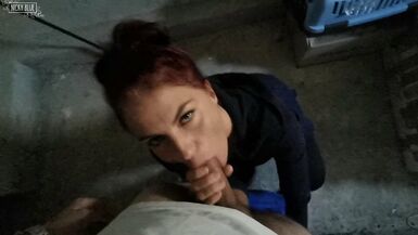 Verhurte NachbarsMILF im KELLER geknallt I NickyBlue - 1 image