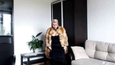 Hot sexy Russian MILF slut in a fur coat and a cigarette... - 3 image