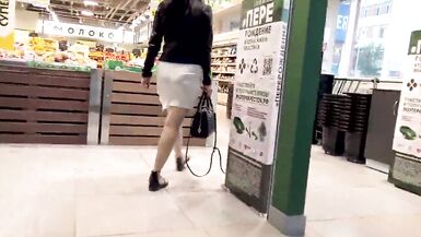 peep, I'm in the store today without panties. - 3 image