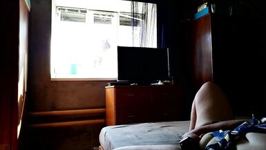 Milf fucks herself for window cleaner - 11 image