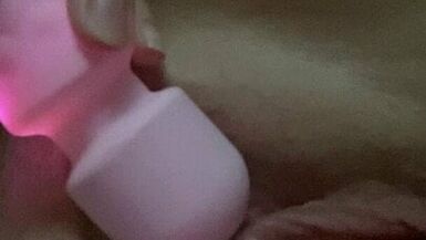 Bored and horny on Monday afternoon!!! - 1 image