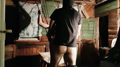 Punition pour une salope avec un gros cul ! Partie 1