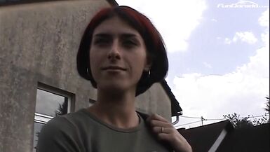 Pussy teasing retro heassliche amateurin zeigt was sie hat