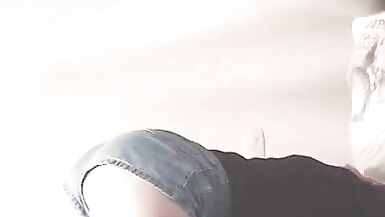 Marié suçant la bite des voisins. - 3 image