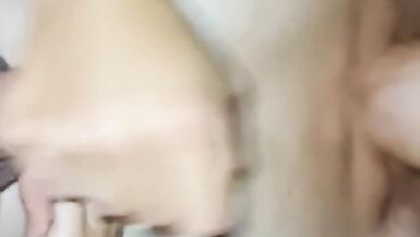 Ich war so allein. Echter Amateur Handjob für meinen Nachbarn - 11 image