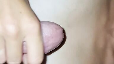 Ich war so allein. Echter Amateur Handjob für meinen Nachbarn - 3 image